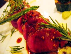 ジビエ料理も豊富