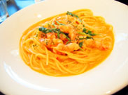 人気のエビクリームパスタ