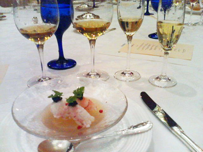 冷製赤座海老のコンソメ　キャビア添え